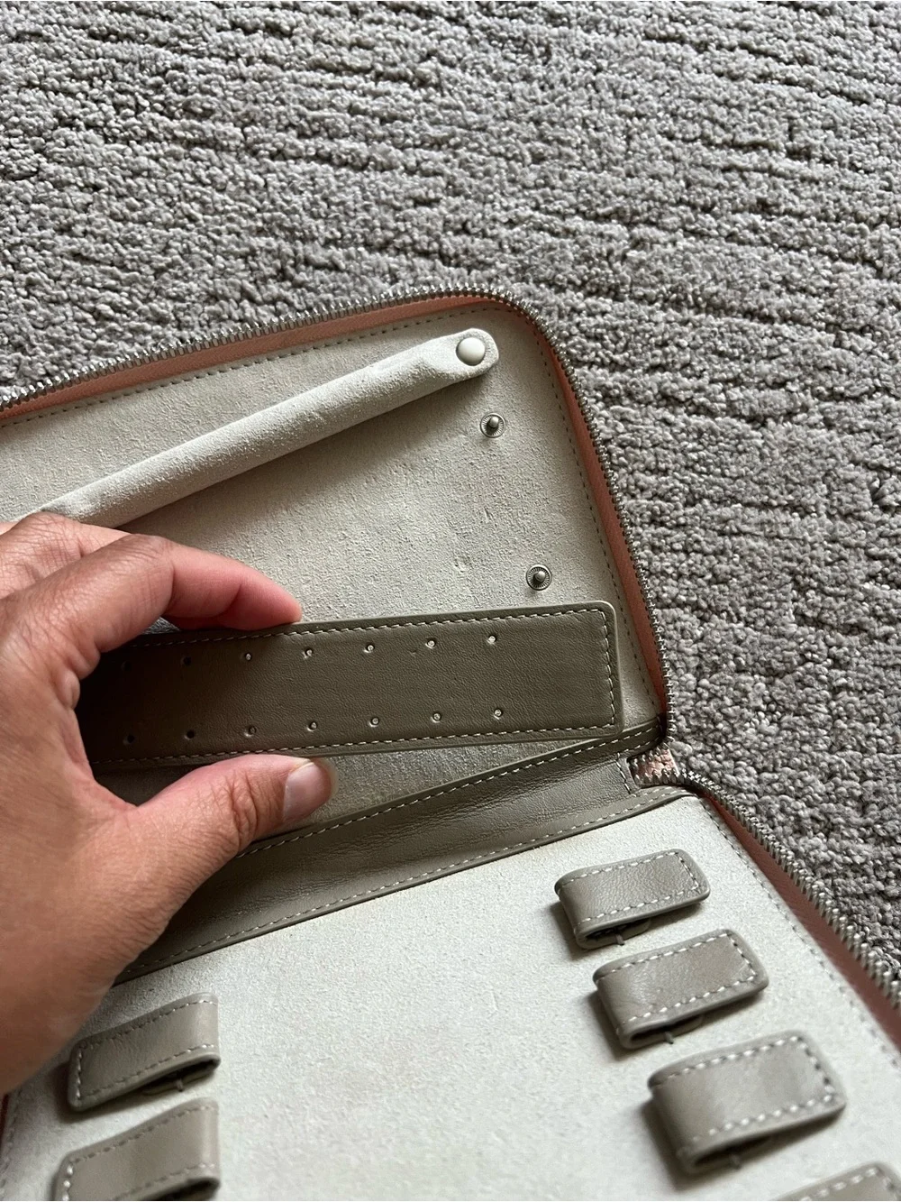 Away Blush Pink Leather Travel Jewelry Case